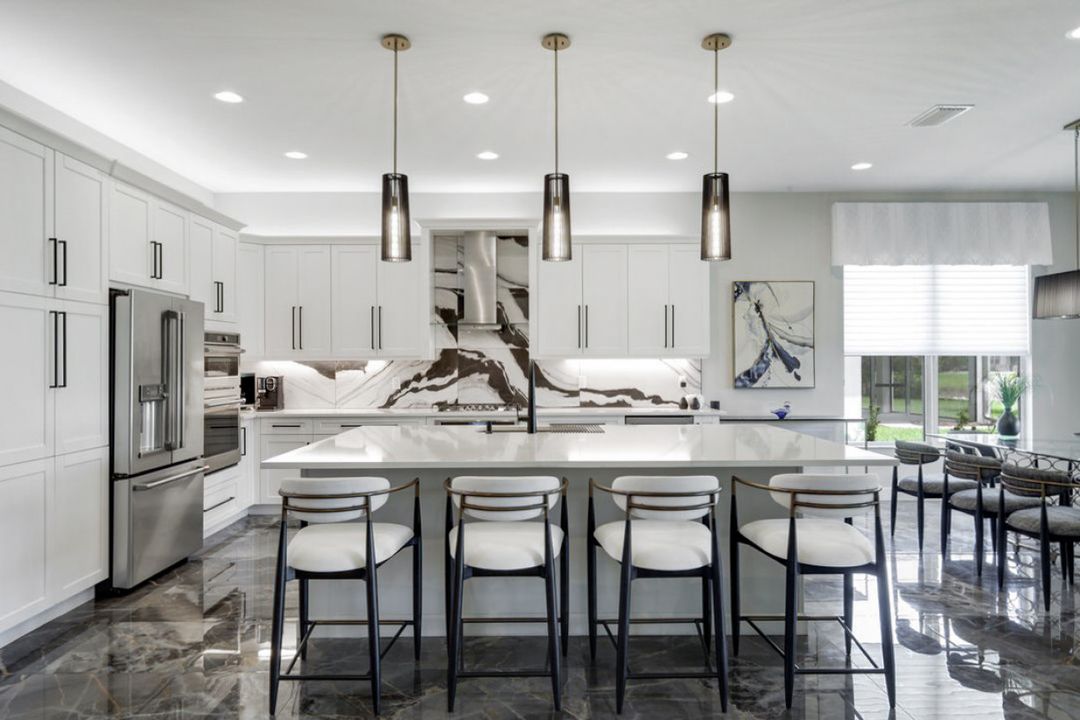 11628 Periwinkle Dr, Naples, FL 34120