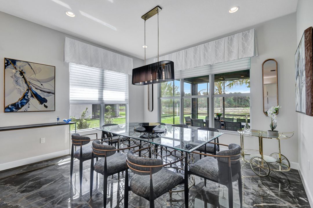 11628 Periwinkle Dr, Naples, FL 34120