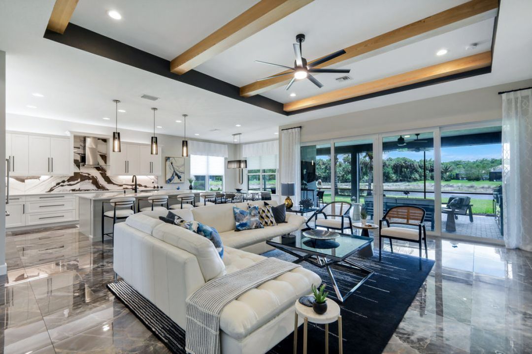 11628 Periwinkle Dr, Naples, FL 34120