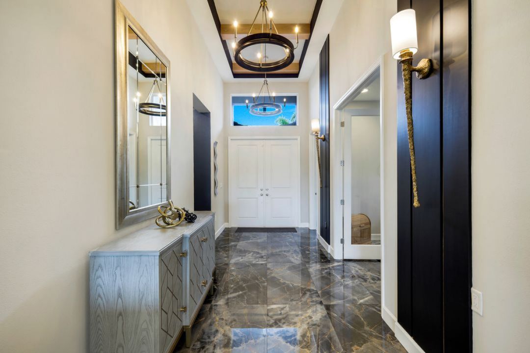 11628 Periwinkle Dr, Naples, FL 34120