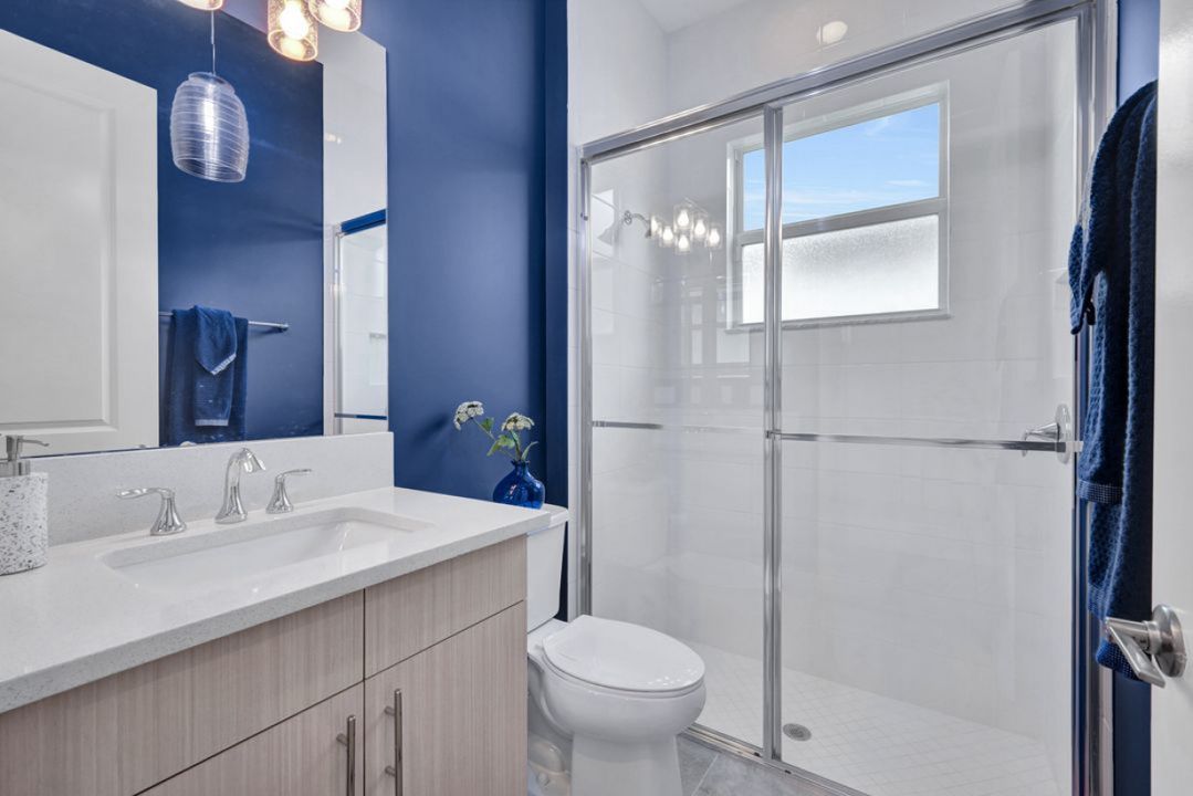 11628 Periwinkle Dr, Naples, FL 34120