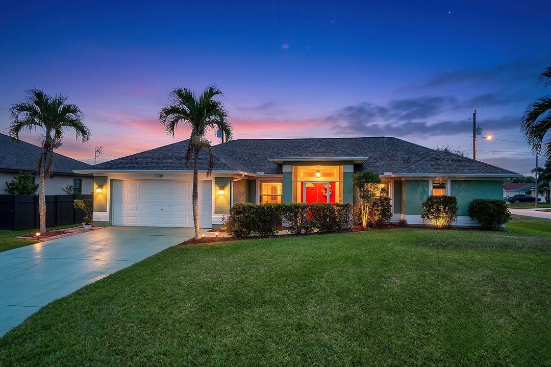 1718 SW 12th Ln, Cape Coral, FL 33991