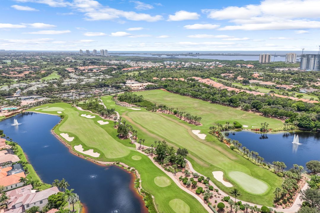 3441 Lakemont Dr, Bonita Springs, FL 34134