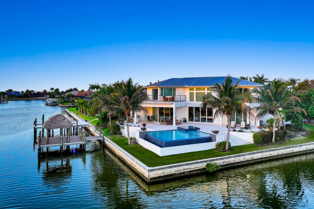 2801 SW 39th St, Cape Coral, FL 33914