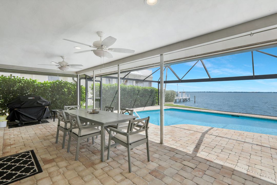 3111 SE 22nd Pl, Cape Coral, FL 33904