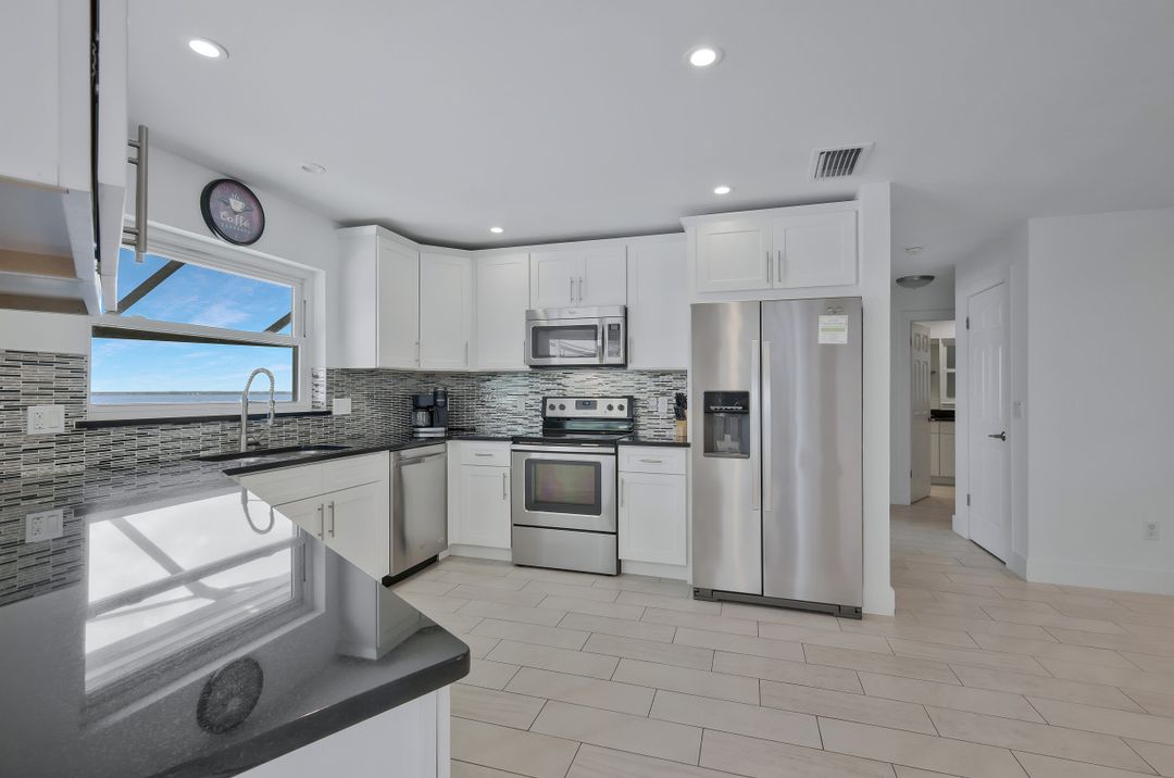 3111 SE 22nd Pl, Cape Coral, FL 33904