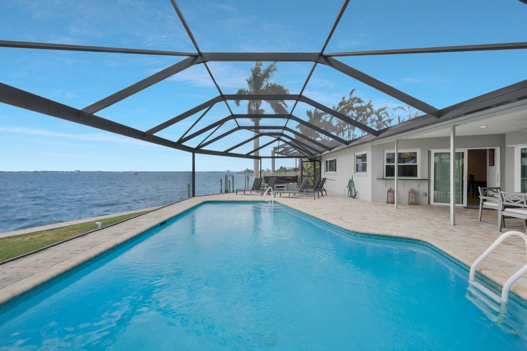 3111 SE 22nd Pl, Cape Coral, FL 33904