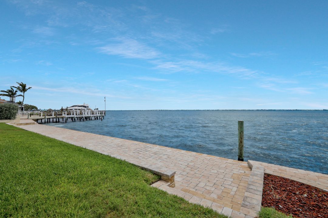 3111 SE 22nd Pl, Cape Coral, FL 33904