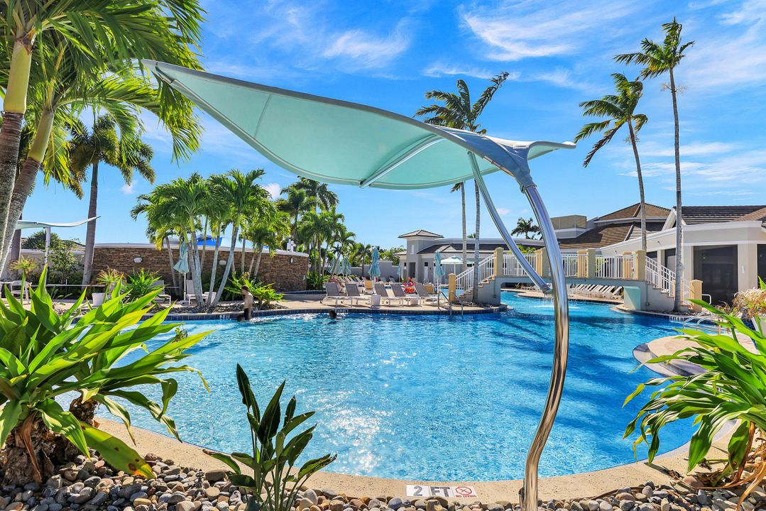 9311 Fieldstone Ln, Naples, FL 34120
