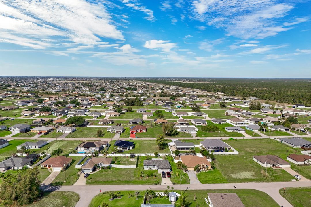 3205 NW 2nd Pl, Cape Coral, FL 33993