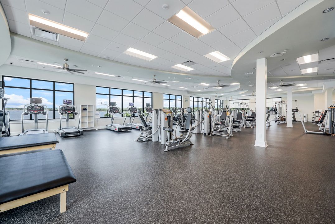 8755 Coastline Ct #202, Naples, FL 34120