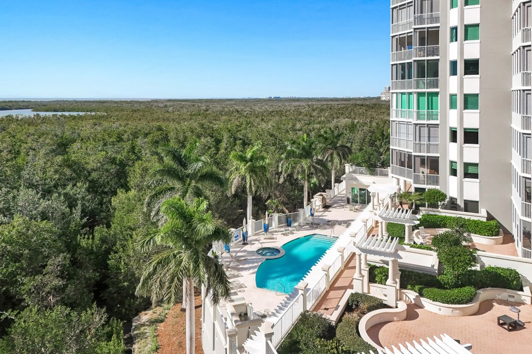 265 Indies Way #904, Naples, FL 34110