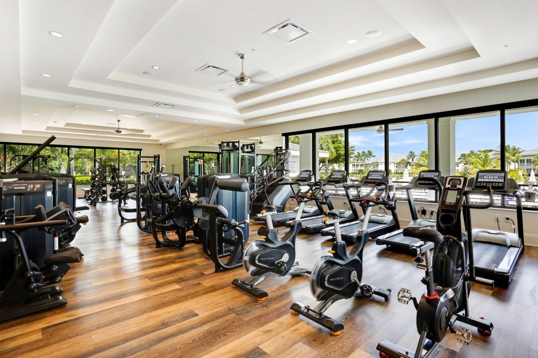 265 Indies Way #904, Naples, FL 34110