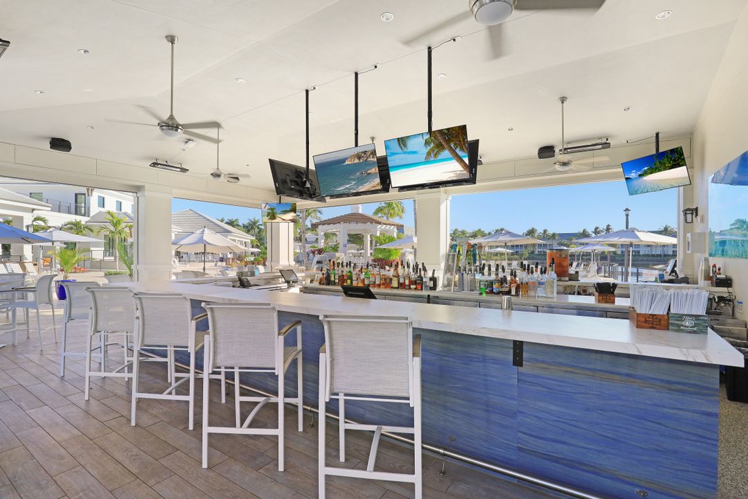 265 Indies Way #904, Naples, FL 34110