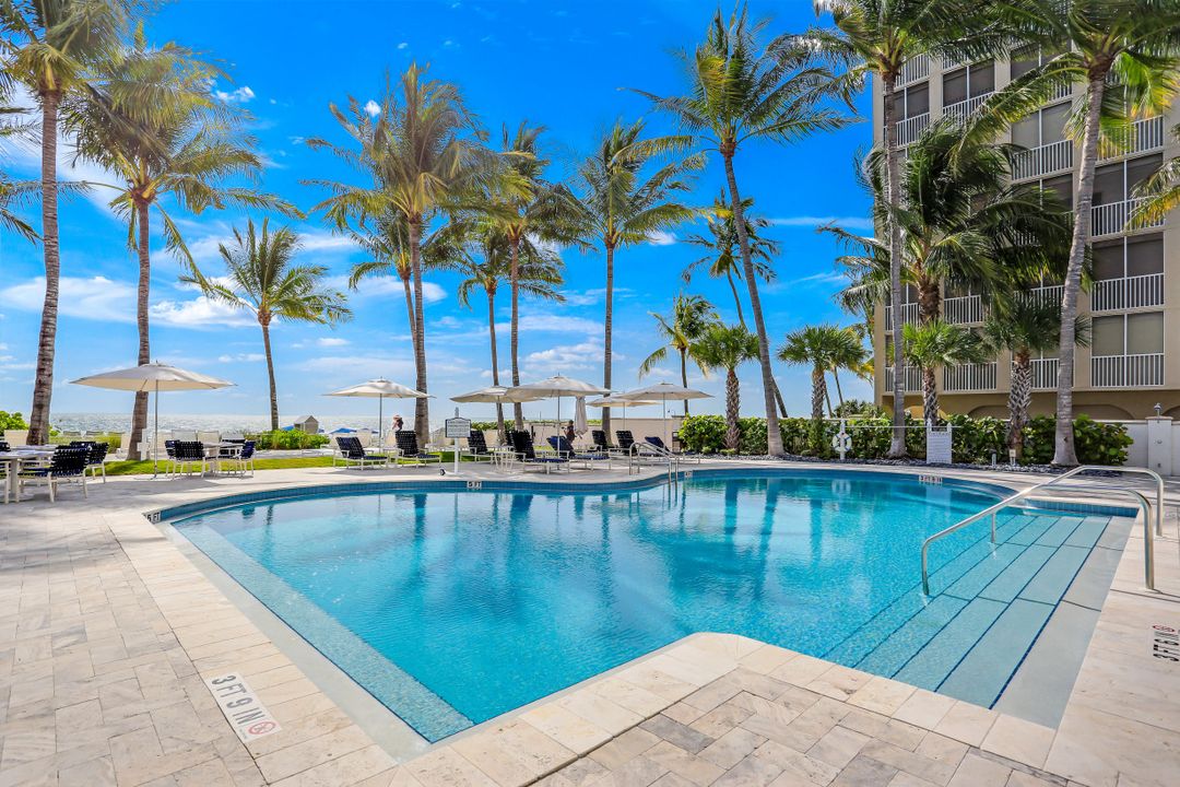 265 Indies Way #904, Naples, FL 34110