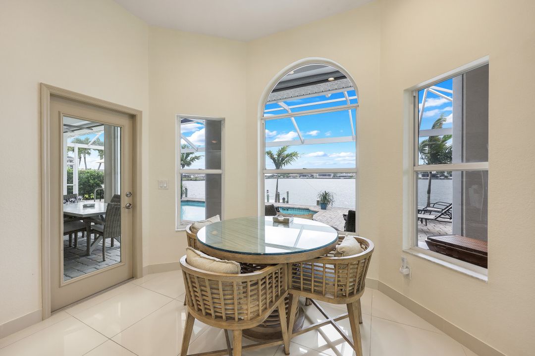 5011 SW 5th Pl, Cape Coral, FL 33914
