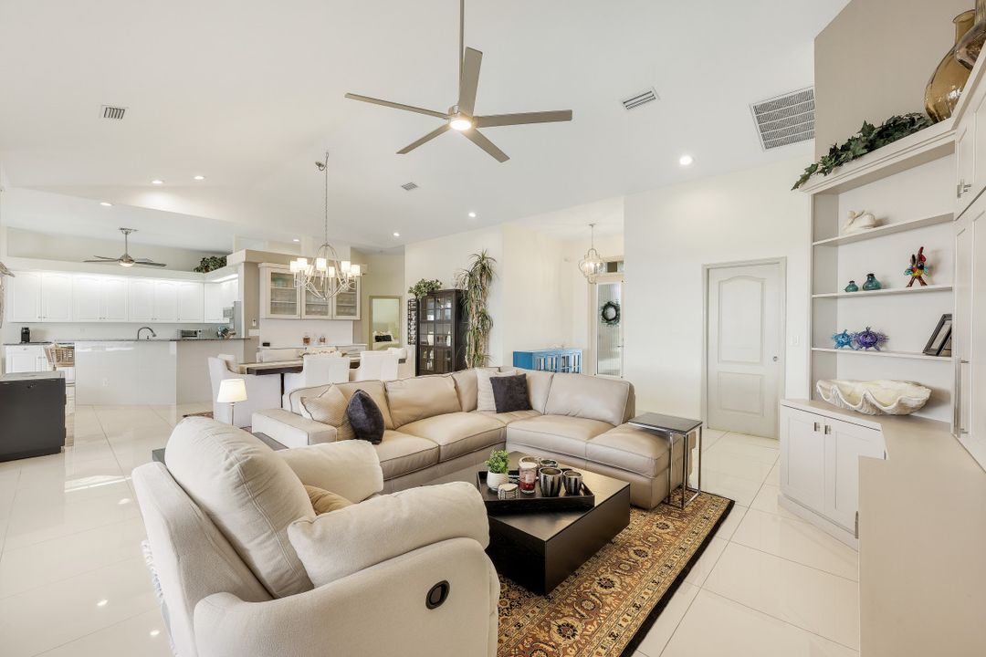5011 SW 5th Pl, Cape Coral, FL 33914