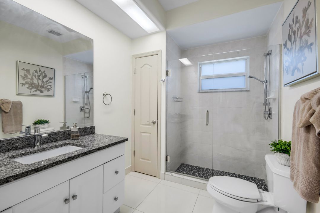 5011 SW 5th Pl, Cape Coral, FL 33914