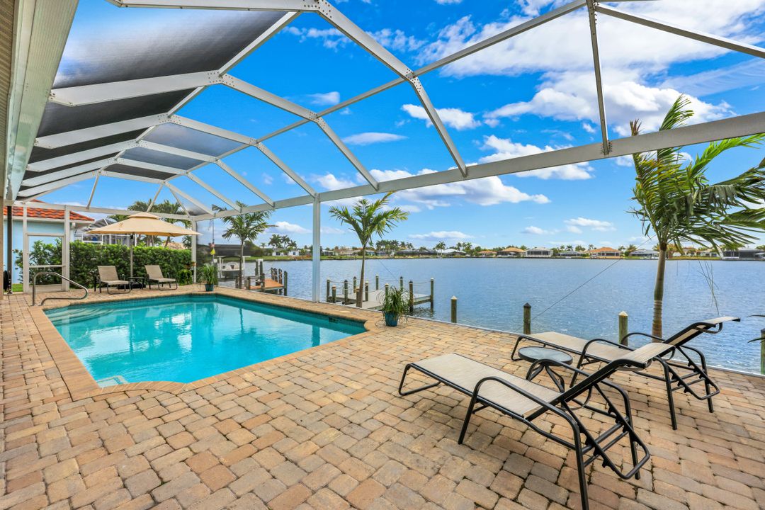 5011 SW 5th Pl, Cape Coral, FL 33914