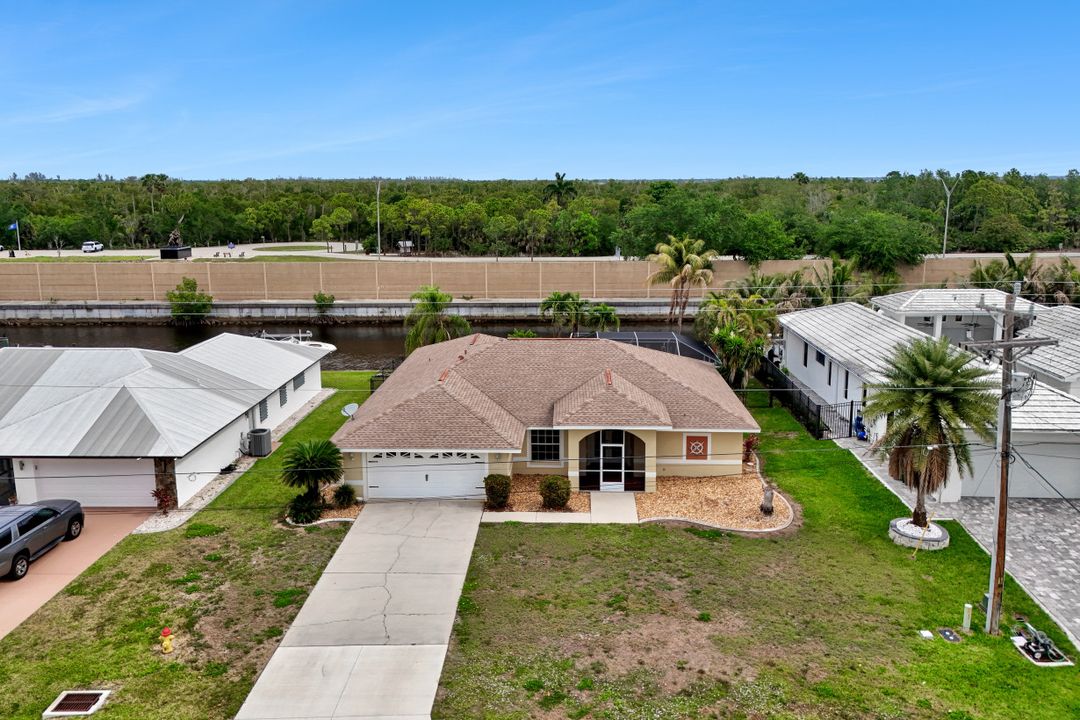 2513 Everest Pkwy, Cape Coral, FL 33904