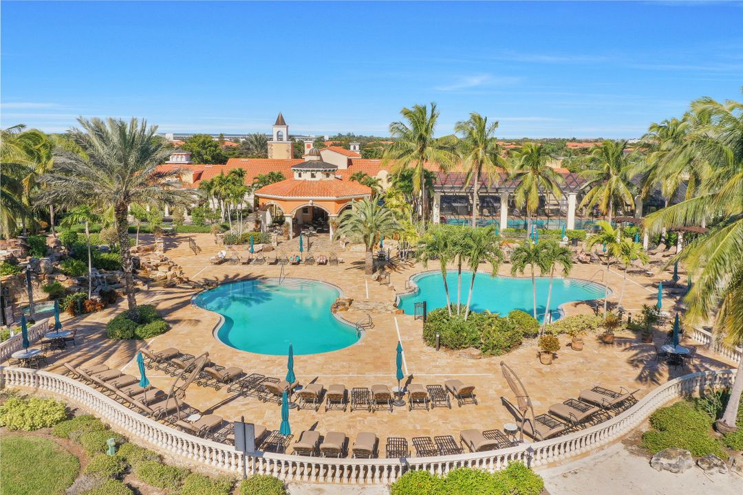 8721 Piazza Del Lago Cir #205, Estero, FL 33928