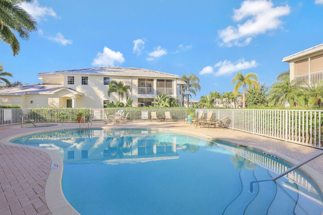 28617 San Lucas Ln #201, Bonita Springs, FL 34135