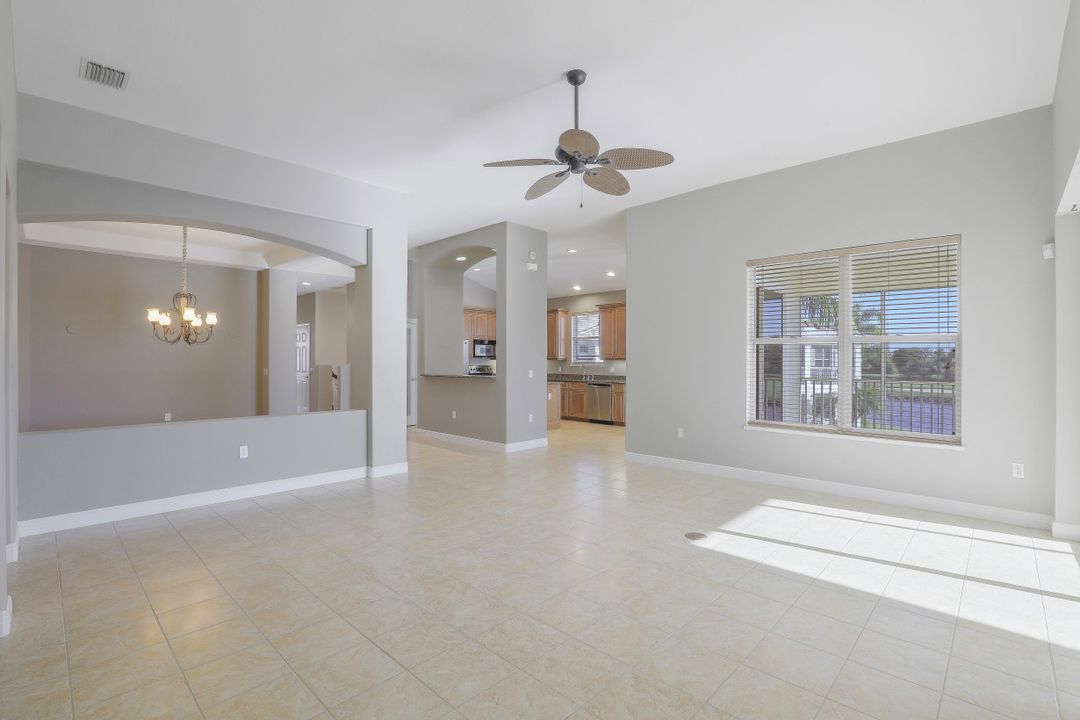 28617 San Lucas Ln #201, Bonita Springs, FL 34135