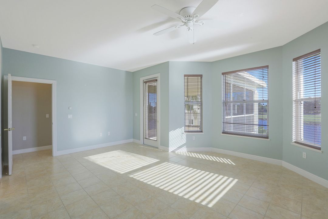 28617 San Lucas Ln #201, Bonita Springs, FL 34135