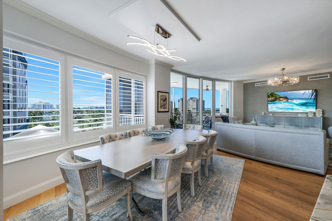 13675 Vanderbilt Dr #605, Naples, FL 34110