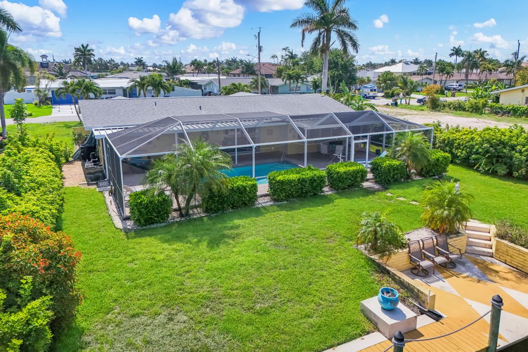 5330 Cobalt Ct, Cape Coral, FL 33904
