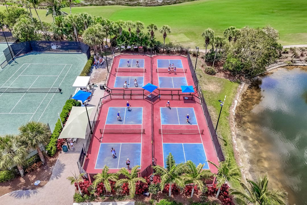 9038 Cascada Way #102, Naples, FL 34114