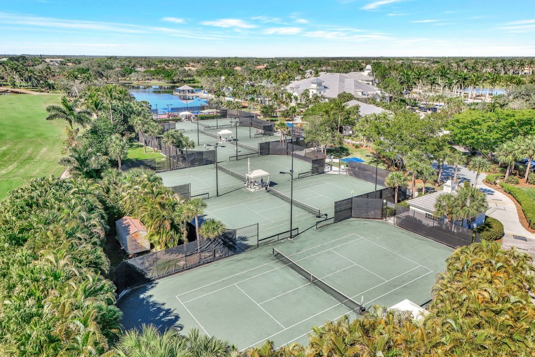 9038 Cascada Way #102, Naples, FL 34114