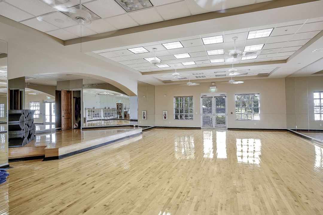 9038 Cascada Way #102, Naples, FL 34114