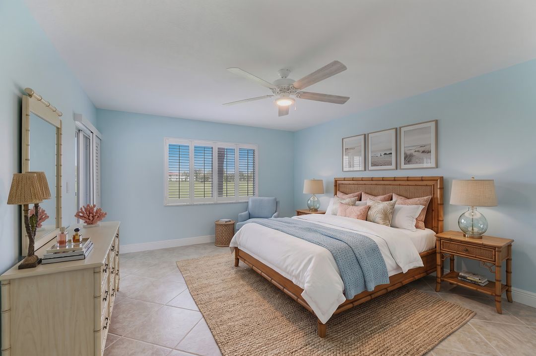 29 High Point Cir E #107, Naples, FL 34103