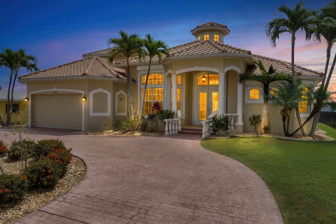 5929 SW 1st Ct, Cape Coral, FL 33914