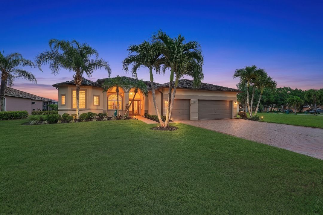 3201 Brookeview Ct, Naples, FL 34120