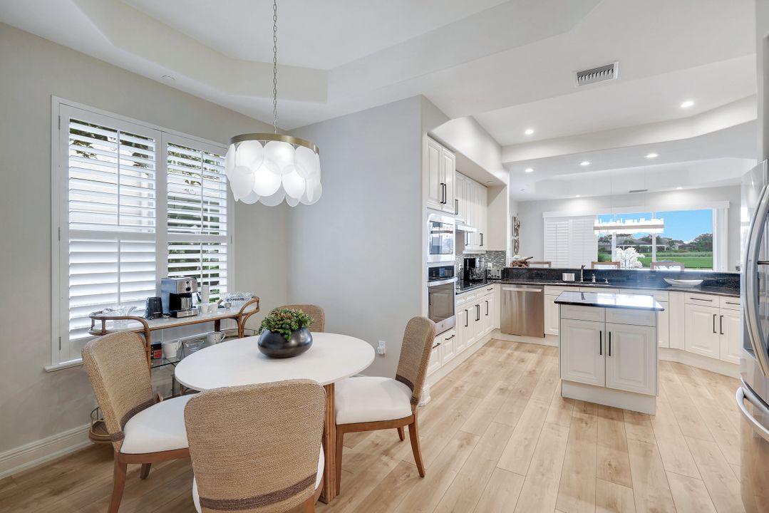 588 Avellino Isles Cir #20101, Naples, FL 34119