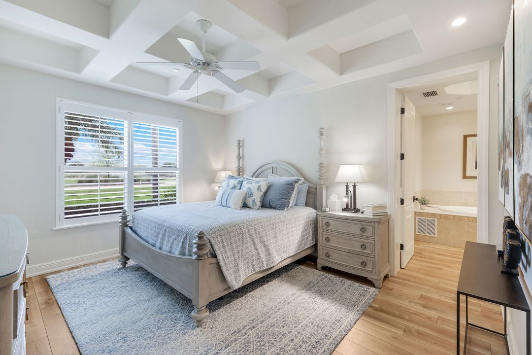 588 Avellino Isles Cir #20101, Naples, FL 34119