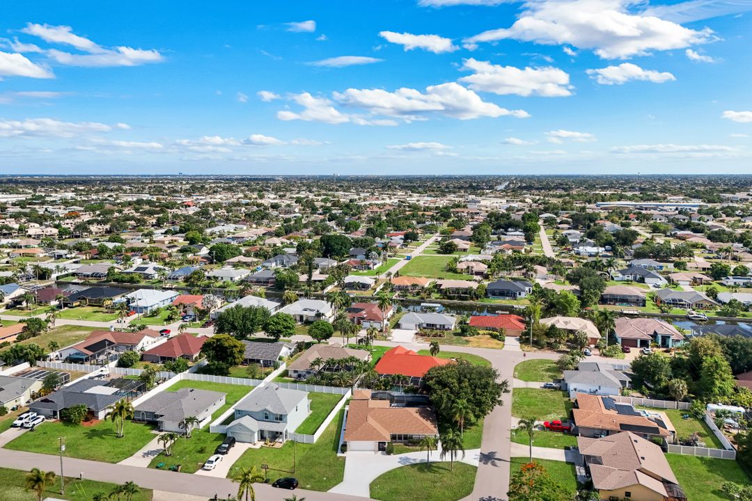 1002 SE 5th St, Cape Coral, FL 33990