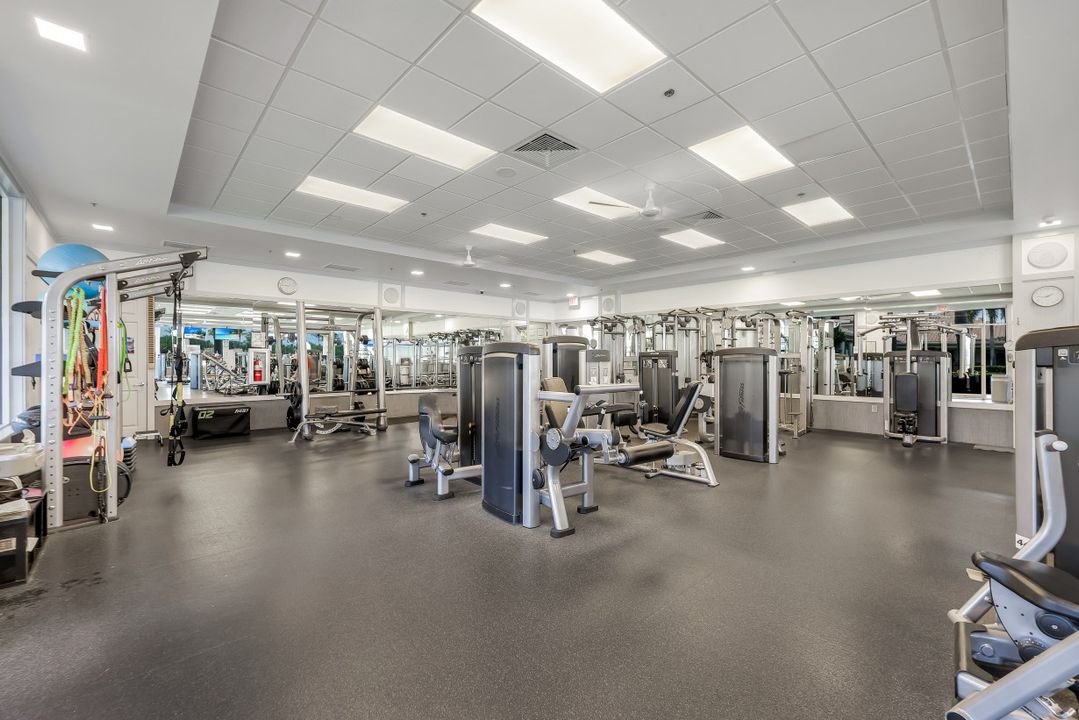 3964 Upolo Ln, Naples, FL 34119