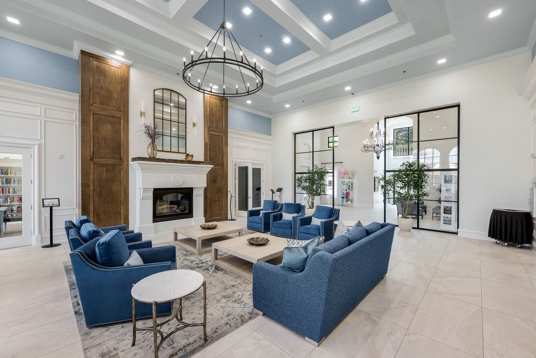 3964 Upolo Ln, Naples, FL 34119