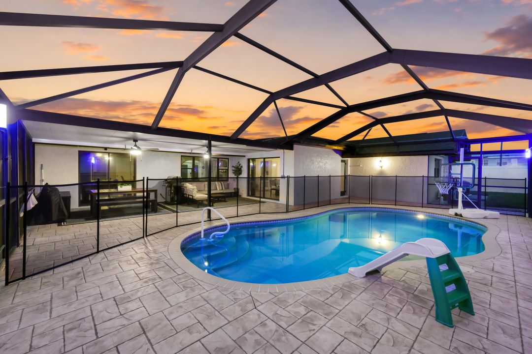 4548 SE 11th Pl, Cape Coral, FL 33904