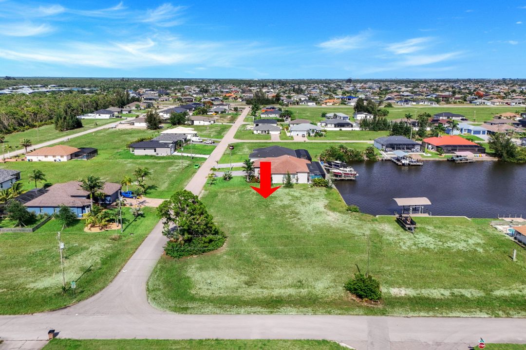 4204 NW 22nd St, Cape Coral, FL 33993