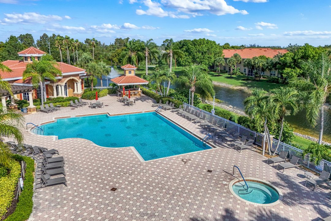 5661 Kensington Loop, Fort Myers, FL 33912
