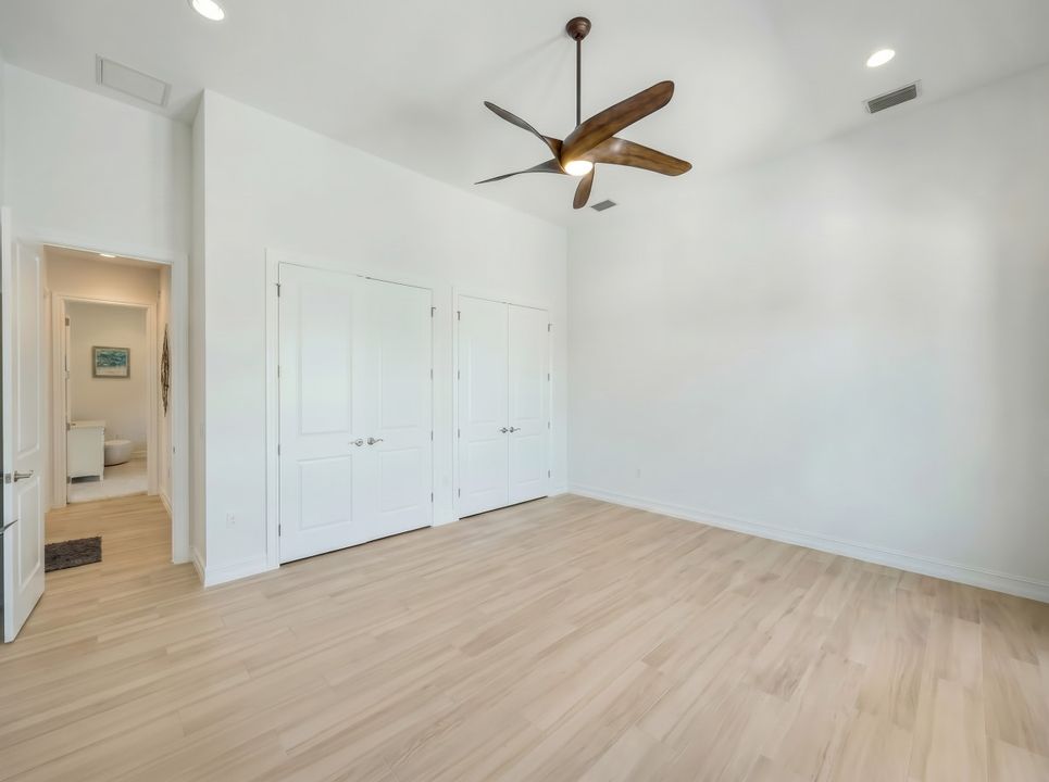 6259 Lightbourn Wy, Naples, FL 34113