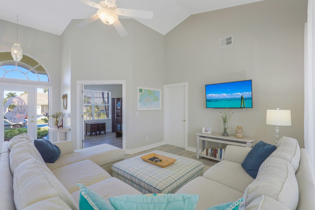 1261 Mariana Ct, Marco Island, FL 34145