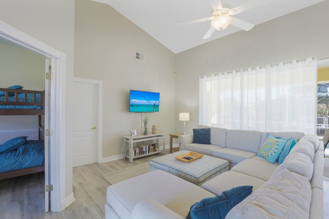 1261 Mariana Ct, Marco Island, FL 34145