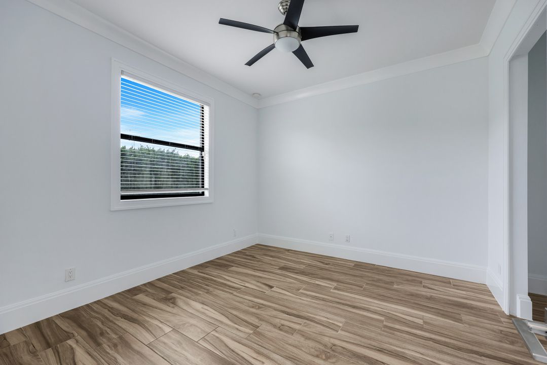 4860 12th St NE, Naples, FL 34120