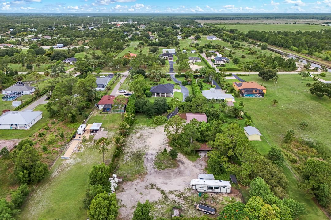 4860 12th St NE, Naples, FL 34120