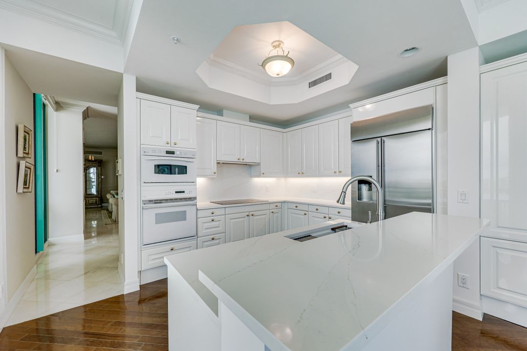 960 Cape Marco Dr #1702, Marco Island, FL 34145